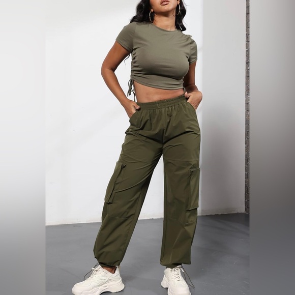 Pants - Women's 2 Piece Outfits Sets Casual Crop Top and Cargo Pants Sets with Pockets